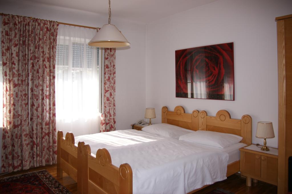 Hotel Gasthof Gerlinde Gibiser à Heiligenkreuz im Lafnitztal Chambre photo